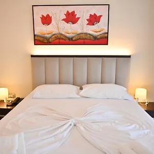 Zanzi Hotell